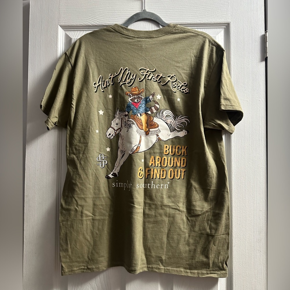 🆕 'Aint My First Rodeo' Short Sleeve Tee by Simply Southern Size L - Picture 5 of 11